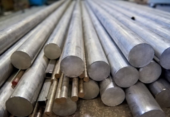 Thermal Expansion Properties of Inconel 718 Round Bar